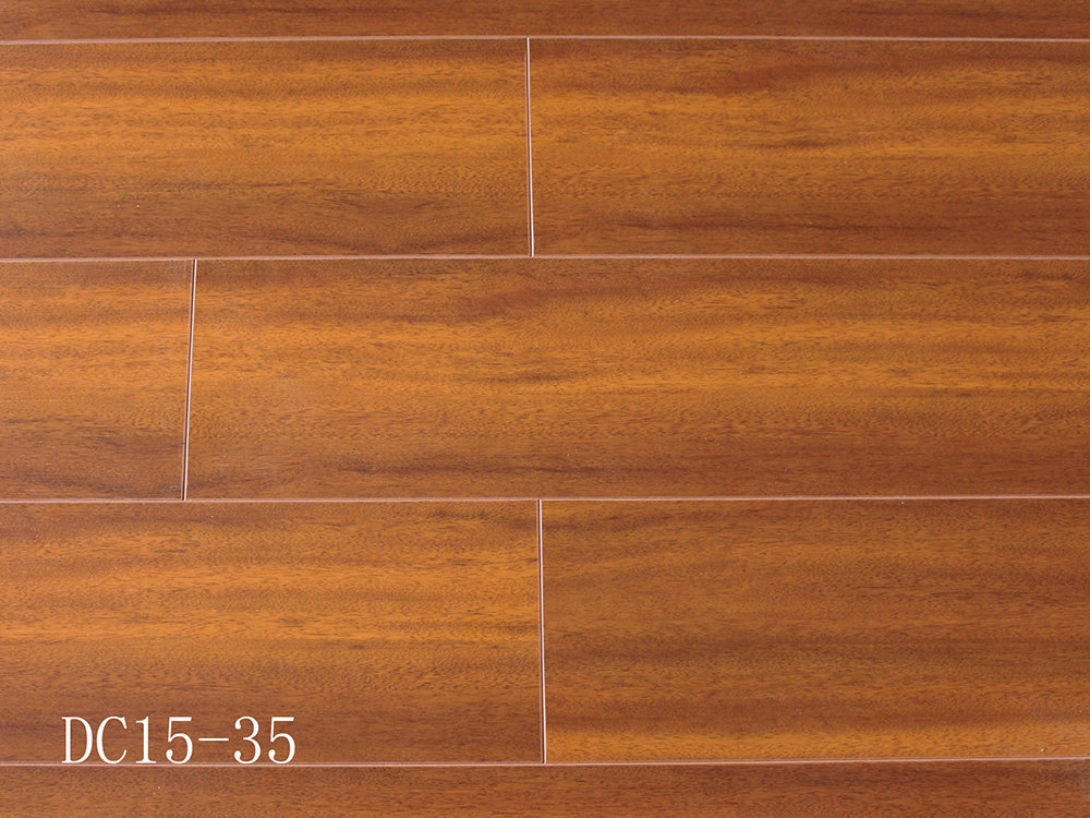 DC1535 德宝地板 排骨拼松木芯三层实木地板 地热专用